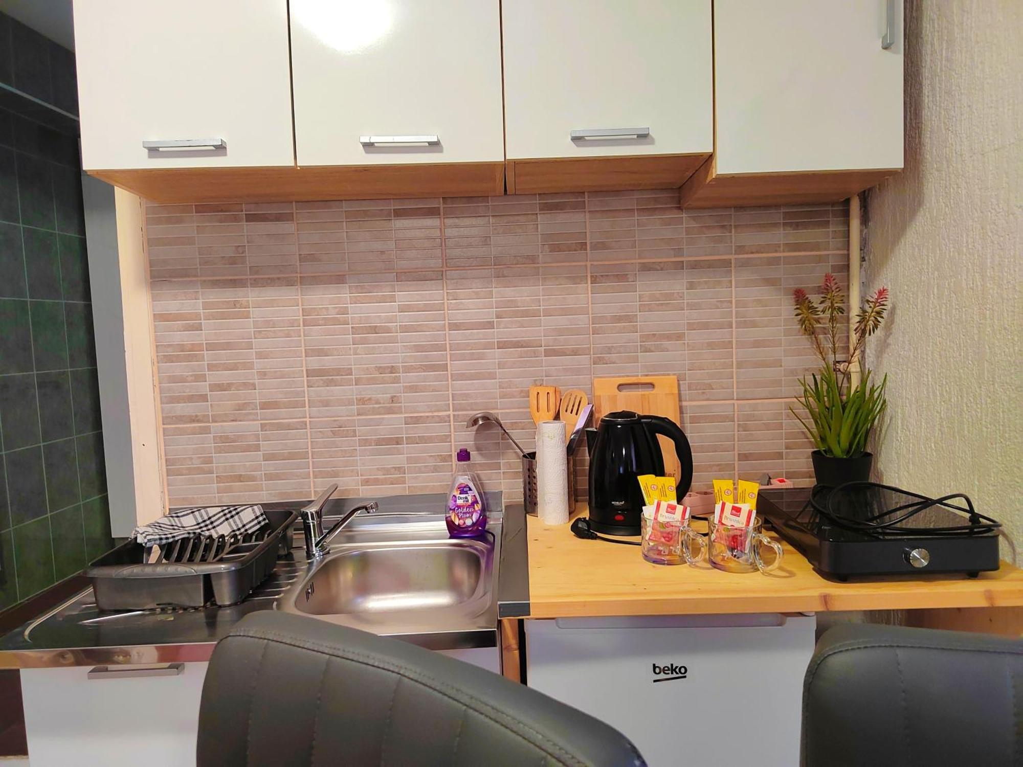 Jezz Ii, Apartman *